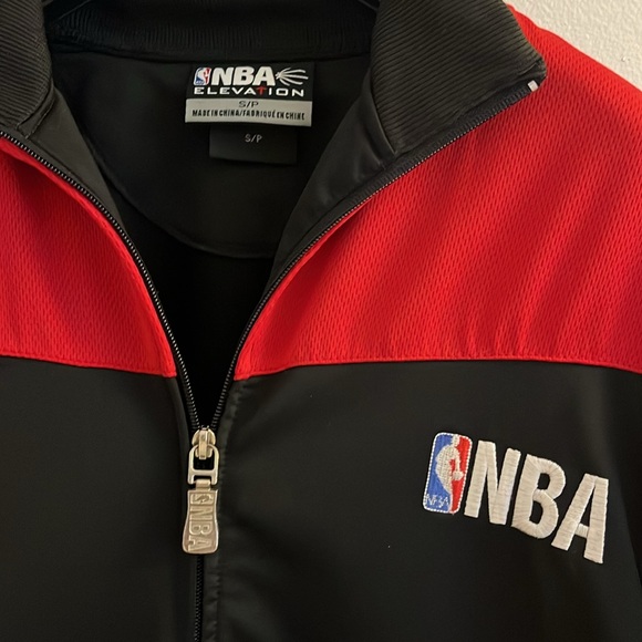 NBA jacket - Picture 2 of 4